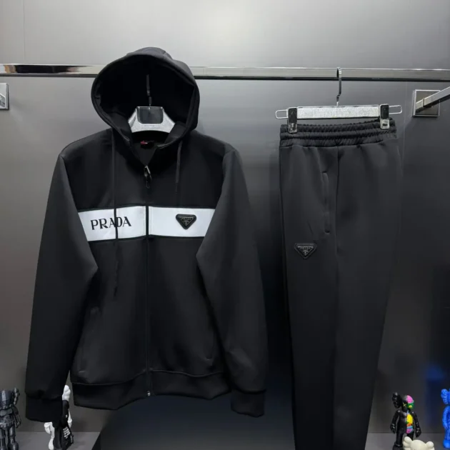 Ensemble Prada Tendance